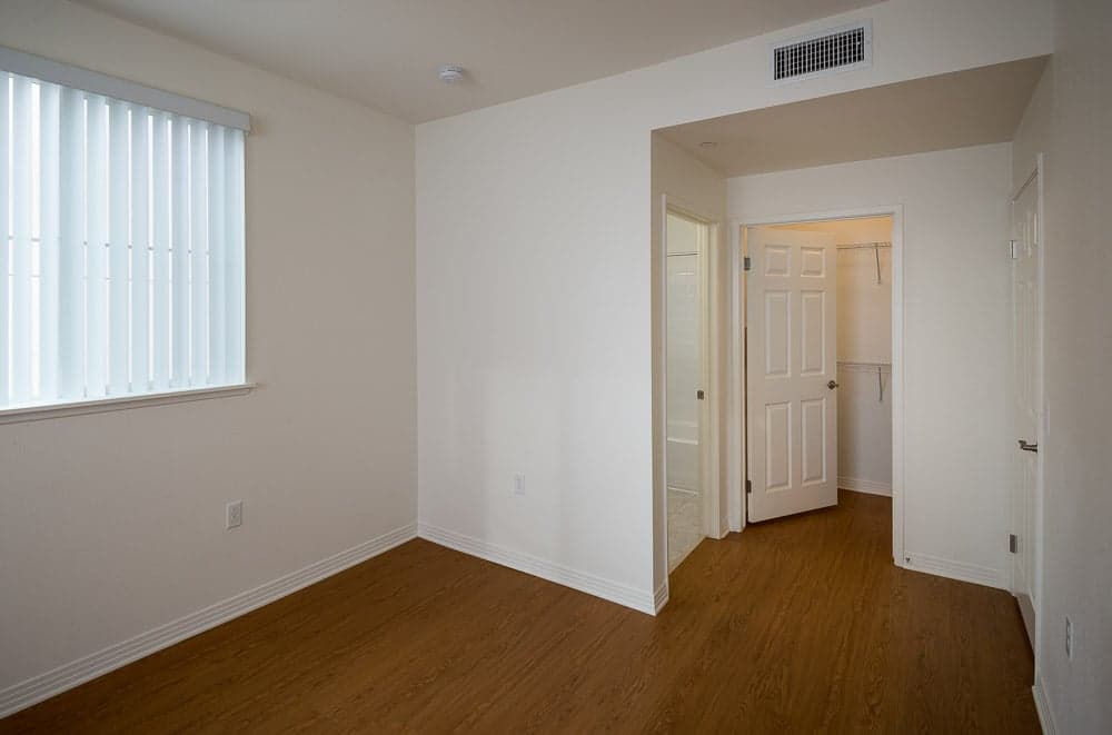 2 Bedroom Townhouse Tax Credit***
